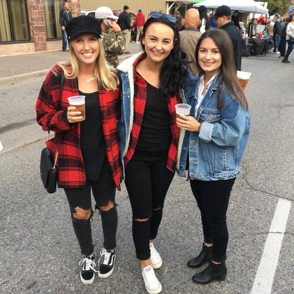 Meet your Posher, Molly - Picture 1 of 1